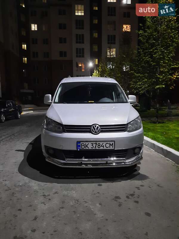 Мінівен Volkswagen Caddy 2013 в Івано-Франківську