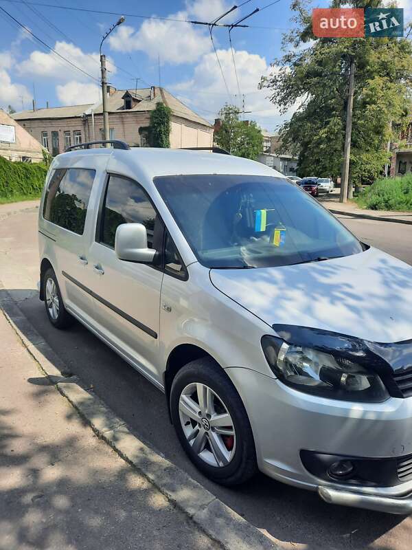 Мінівен Volkswagen Caddy 2013 в Івано-Франківську