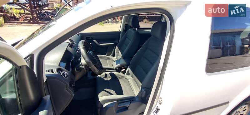 Мінівен Volkswagen Caddy 2012 в Черкасах