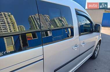 Минивэн Volkswagen Caddy 2010 в 
