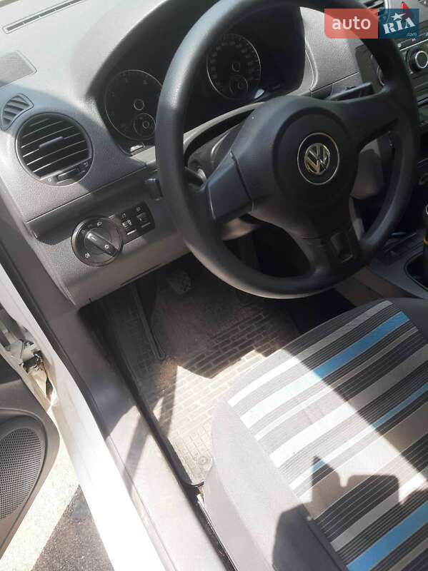 Минивэн Volkswagen Caddy 2012 в Бершади