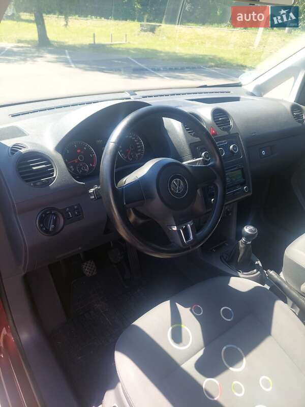 Минивэн Volkswagen Caddy 2011 в Ивано-Франковске фото 25 Минивэн Volkswagen Caddy 2011 в Ивано-Франковске