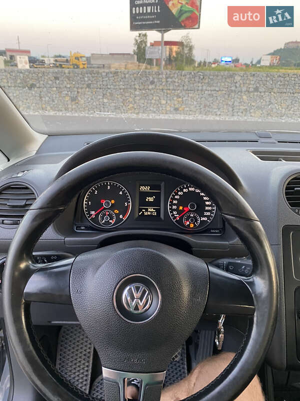 Минивэн Volkswagen Caddy 2012 в Мукачево
