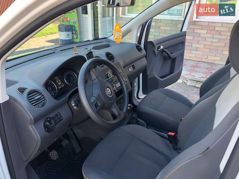 Минивэн Volkswagen Caddy 2013 в Черновцах фото 11 Минивэн Volkswagen Caddy 2013 в Черновцах