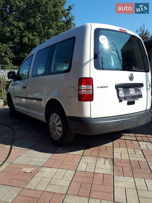 Мінівен Volkswagen Caddy 2013 в Харкові
