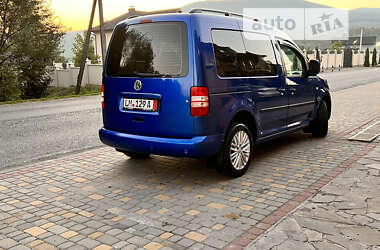 Минивэн Volkswagen Caddy 2011 в 