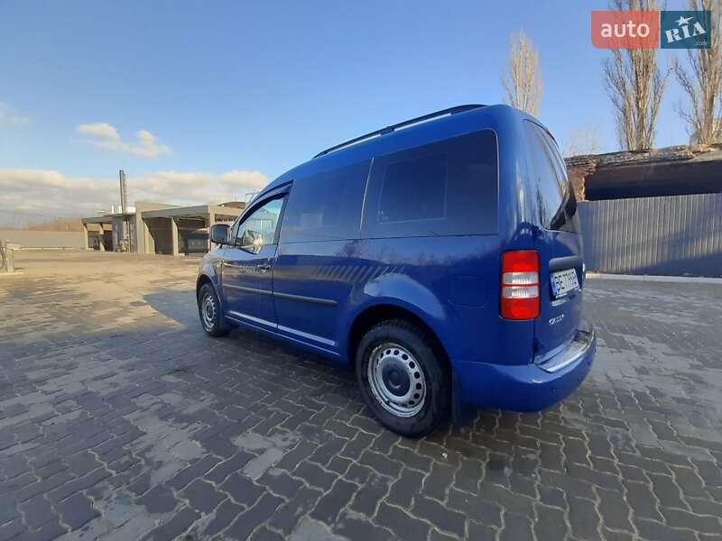 Минивэн Volkswagen Caddy 2015 в Николаеве