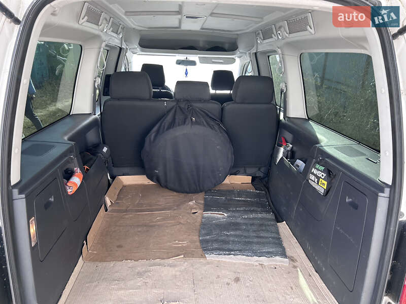 Минивэн Volkswagen Caddy 2014 в Броварах