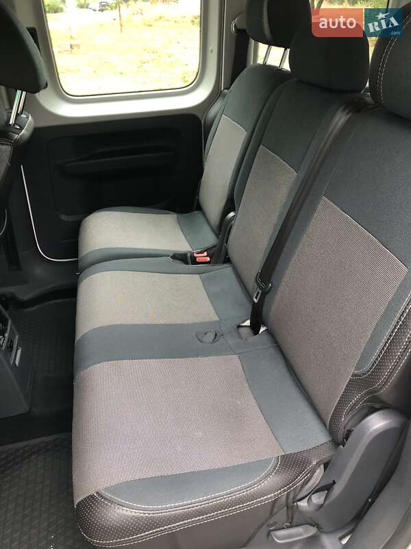 Мінівен Volkswagen Caddy 2013 в Павлограді