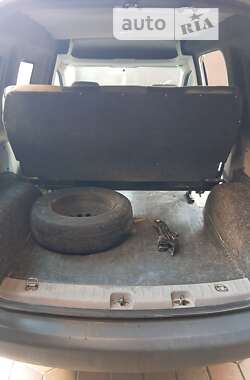 Минивэн Volkswagen Caddy 2010 в Киеве