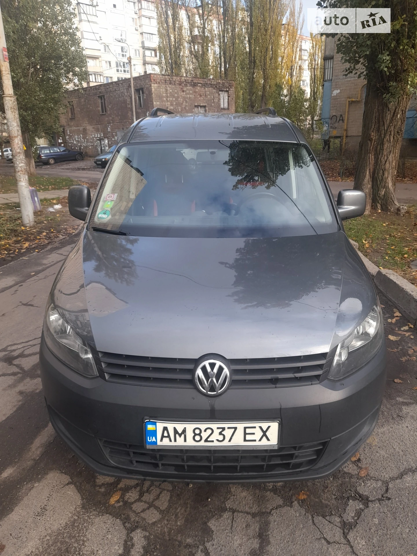 Volkswagen Caddy 2011