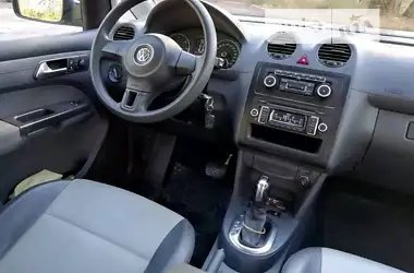 Volkswagen Caddy 2011