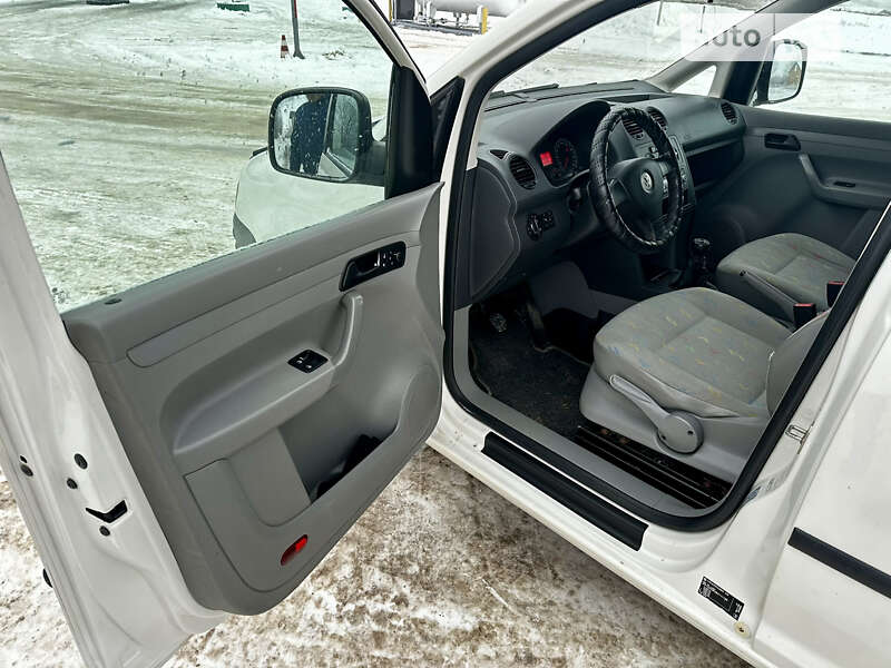 Минивэн Volkswagen Caddy 2008 в Хмельницком
