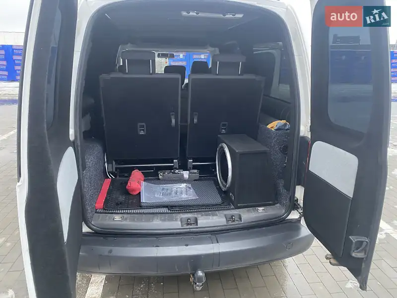 Минивэн Volkswagen Caddy 2015 в 