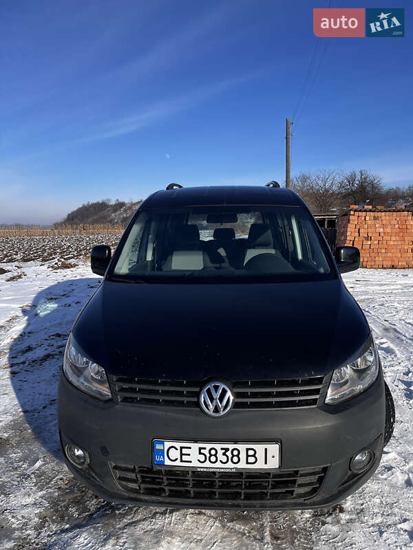 Минивэн Volkswagen Caddy 2012 в Вижнице