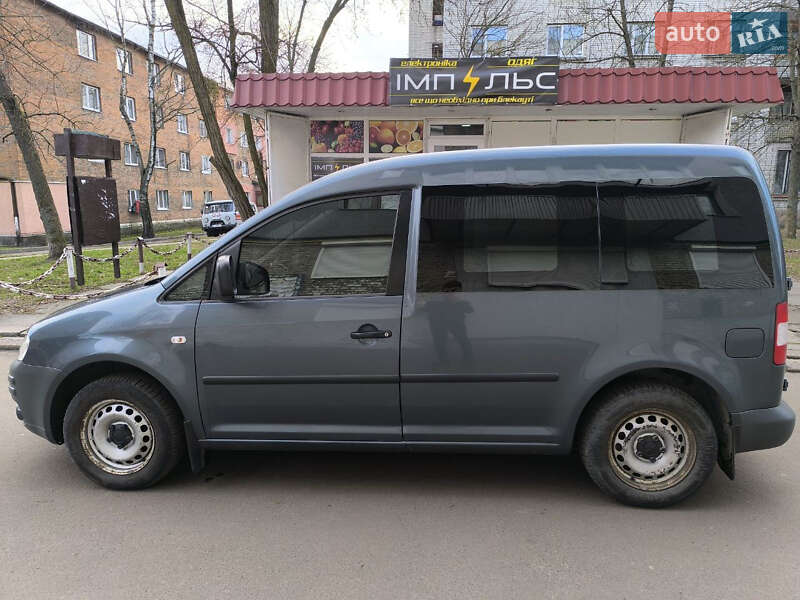 Минивэн Volkswagen Caddy 2009 в Сосновке