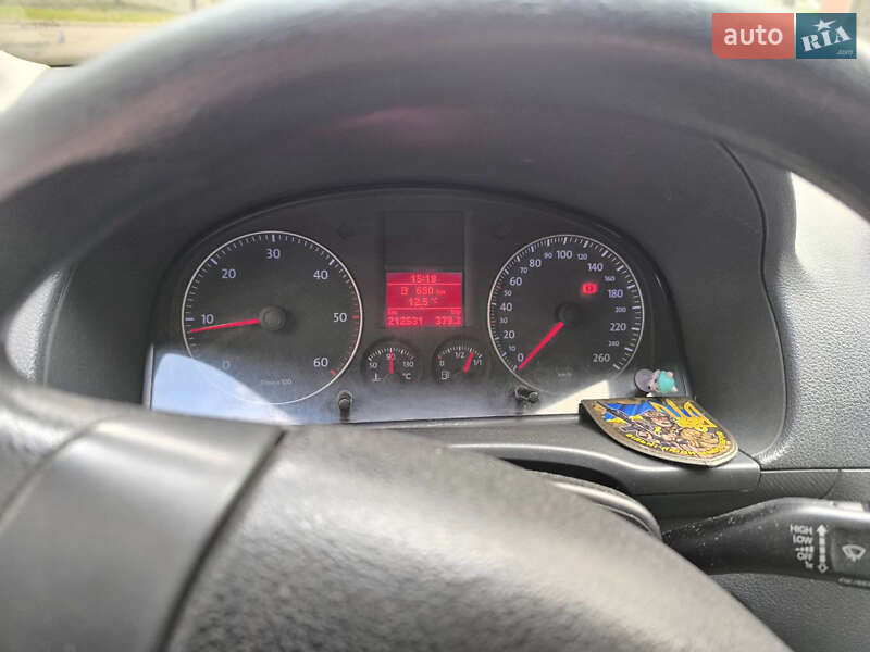 Минивэн Volkswagen Caddy 2009 в Сосновке