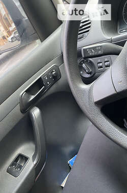 Вантажний фургон Volkswagen Caddy 2011 в 