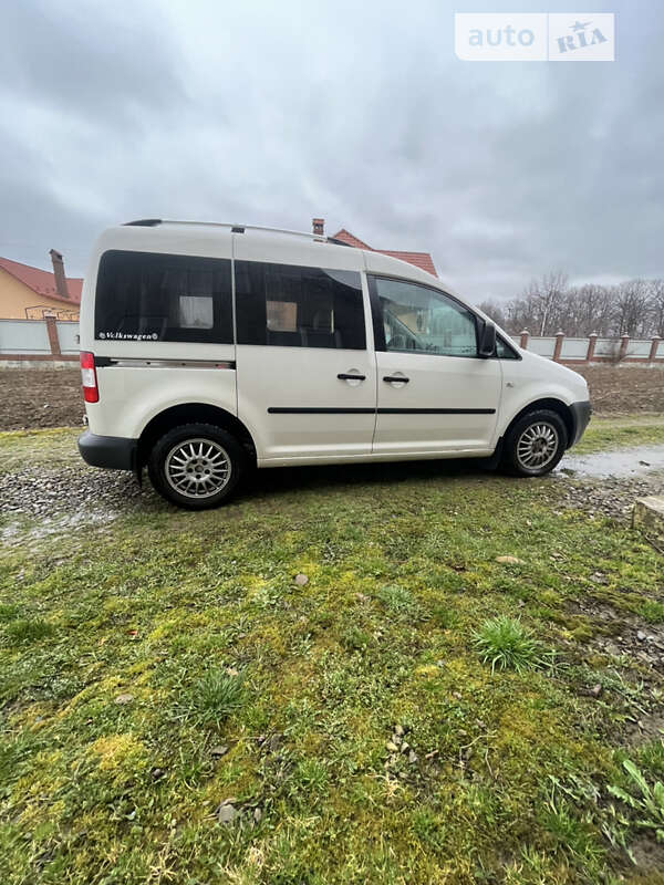 Минивэн Volkswagen Caddy 2007 в Вижнице