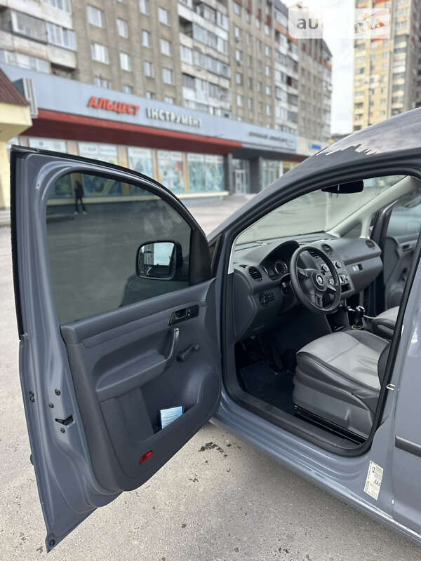 Минивэн Volkswagen Caddy 2012 в Ивано-Франковске