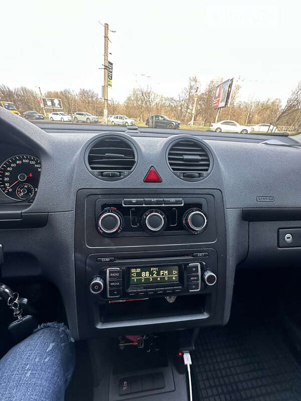 Минивэн Volkswagen Caddy 2012 в Ивано-Франковске