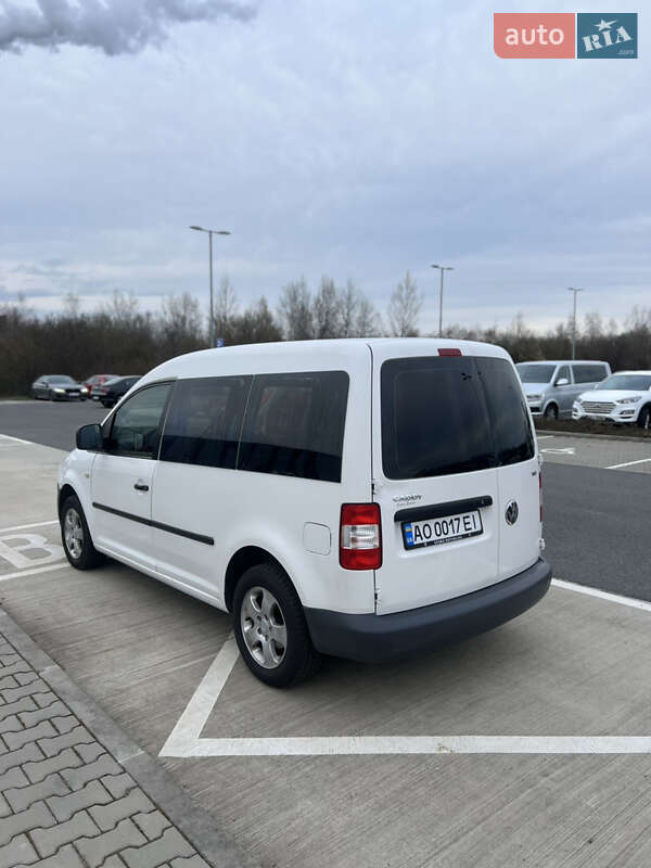 Минивэн Volkswagen Caddy 2008 в Тячеве