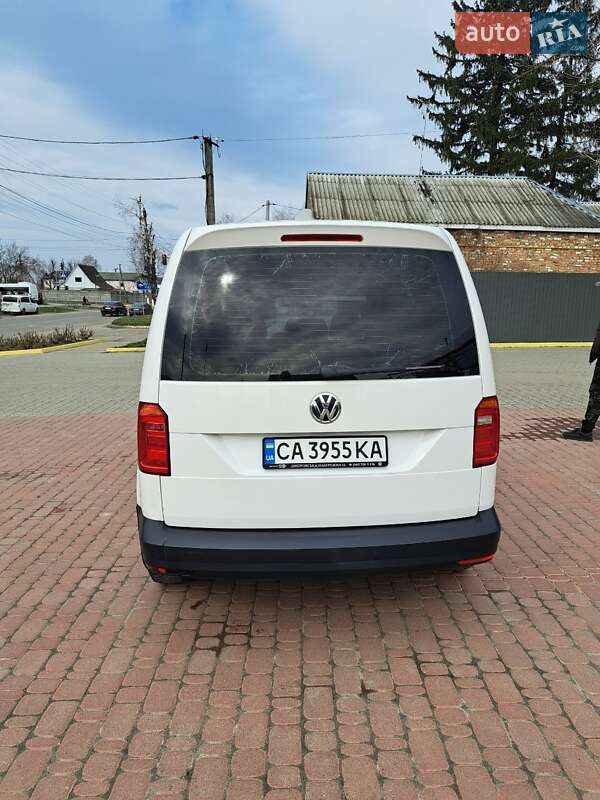 Мінівен Volkswagen Caddy 2016 в Умані