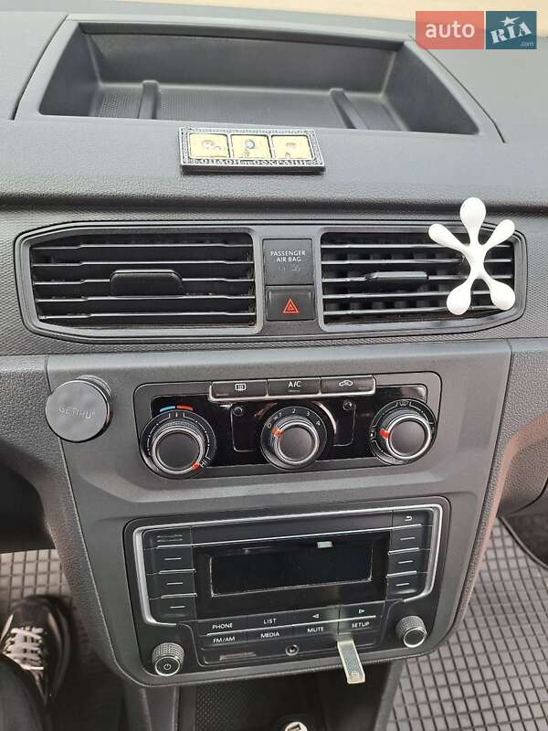 Мінівен Volkswagen Caddy 2016 в Умані