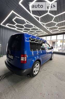 Мінівен Volkswagen Caddy 2011 в Києві