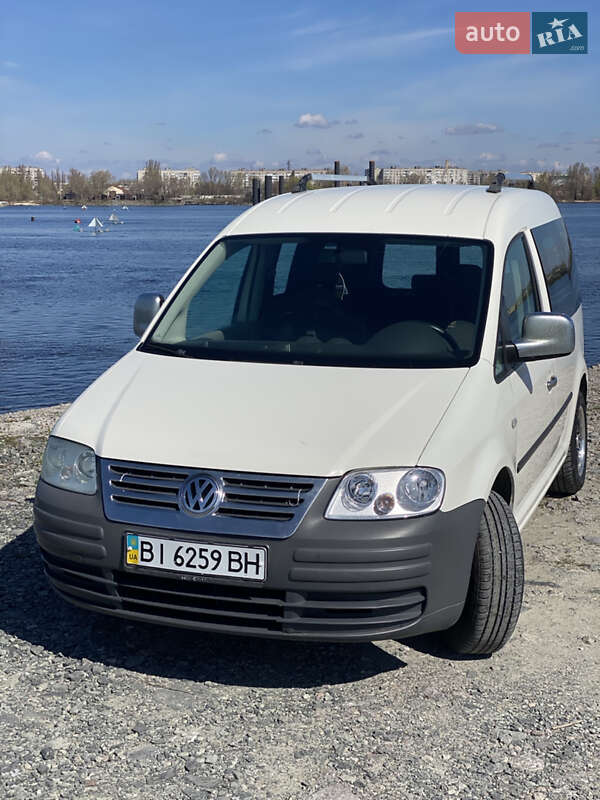 Минивэн Volkswagen Caddy 2006 в Кременчуге