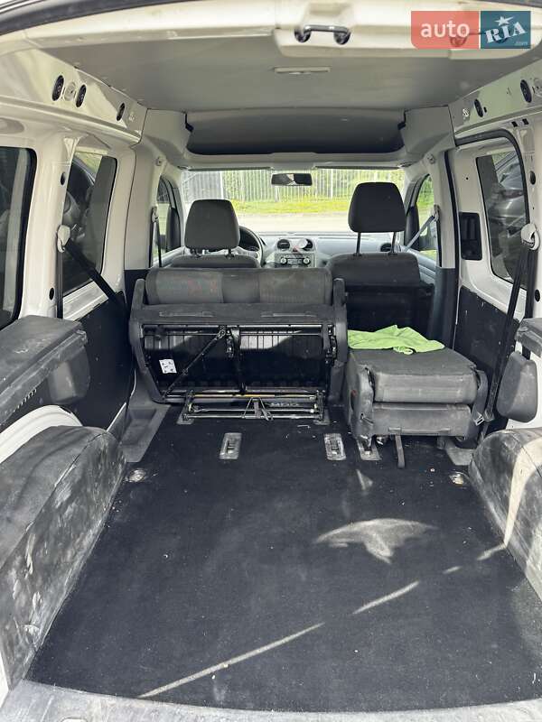 Минивэн Volkswagen Caddy 2015 в Днепре