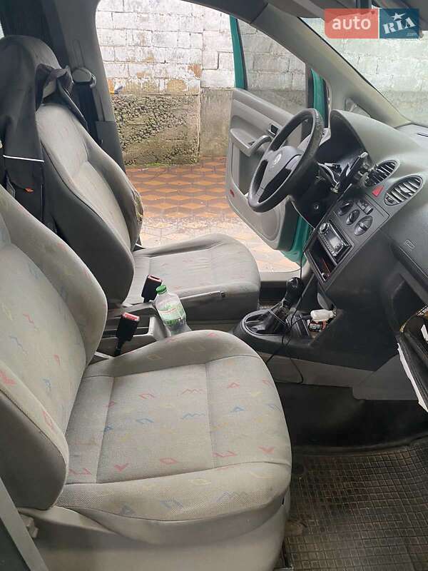 Мінівен Volkswagen Caddy 2008 в Вишневому