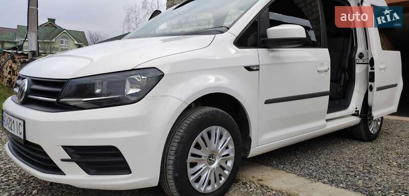 Мінівен Volkswagen Caddy 2017 в Хусті