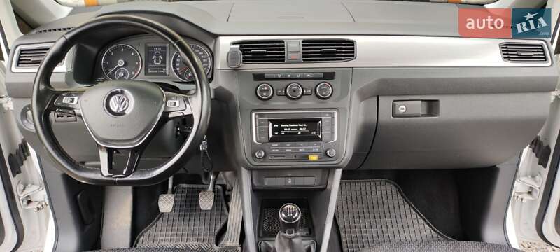 Мінівен Volkswagen Caddy 2017 в Хусті