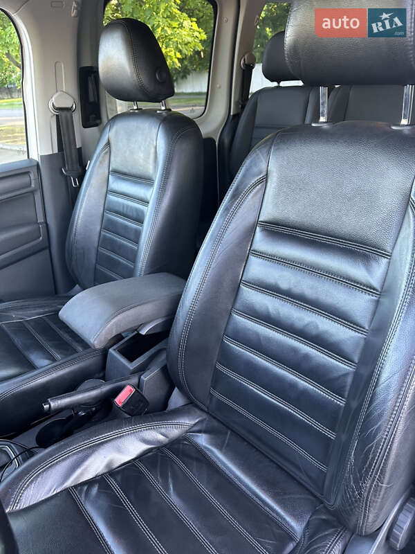 Минивэн Volkswagen Caddy 2017 в Кривом Роге фото 12 Минивэн Volkswagen Caddy 2017 в Кривом Роге
