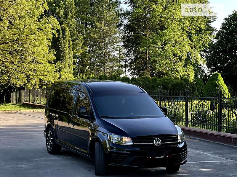 Грузовой фургон Volkswagen Caddy 2016 в Ровно