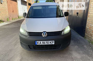 Грузовой фургон Volkswagen Caddy 2015 в Киеве