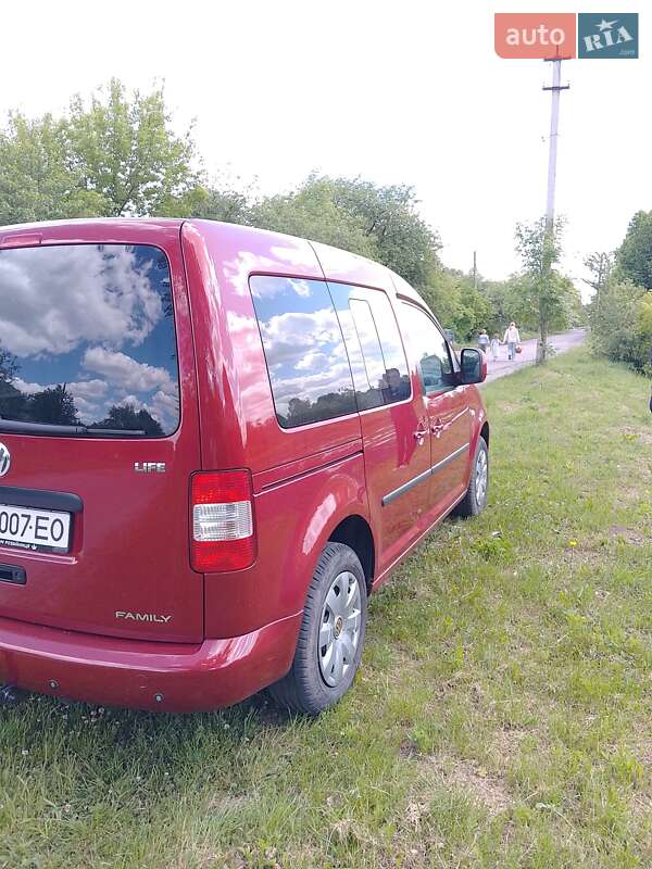Мінівен Volkswagen Caddy 2007 в Нововолинську