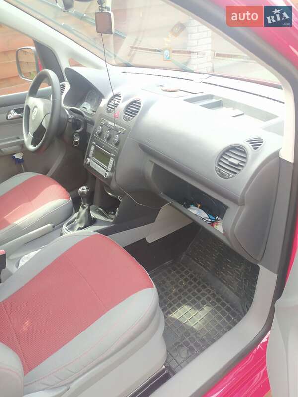Мінівен Volkswagen Caddy 2009 в Славуті