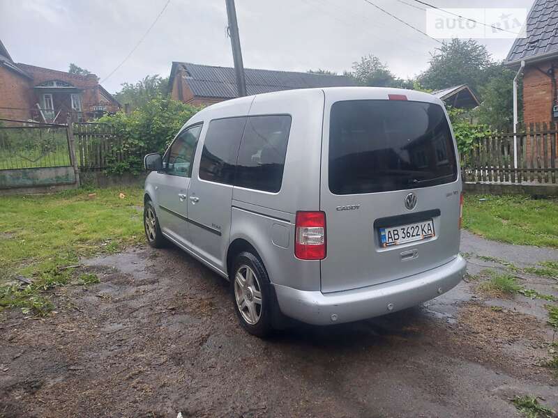 Минивэн Volkswagen Caddy 2009 в Виннице