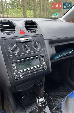 Минивэн Volkswagen Caddy 2005 в 