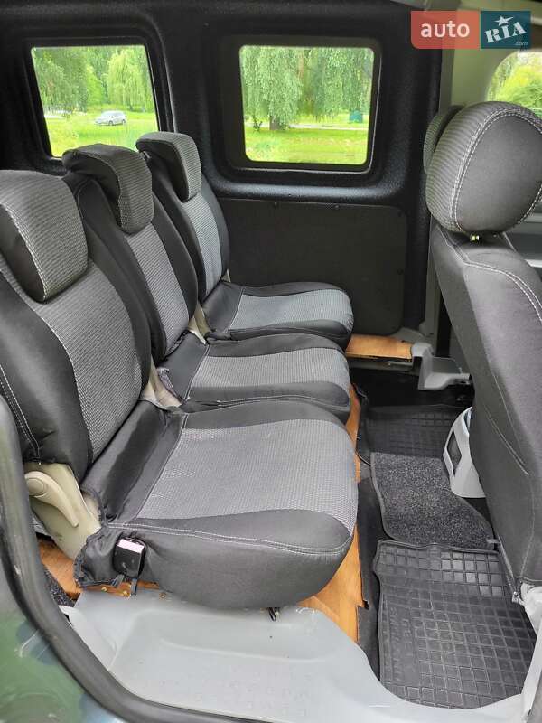 Минивэн Volkswagen Caddy 2008 в Нежине