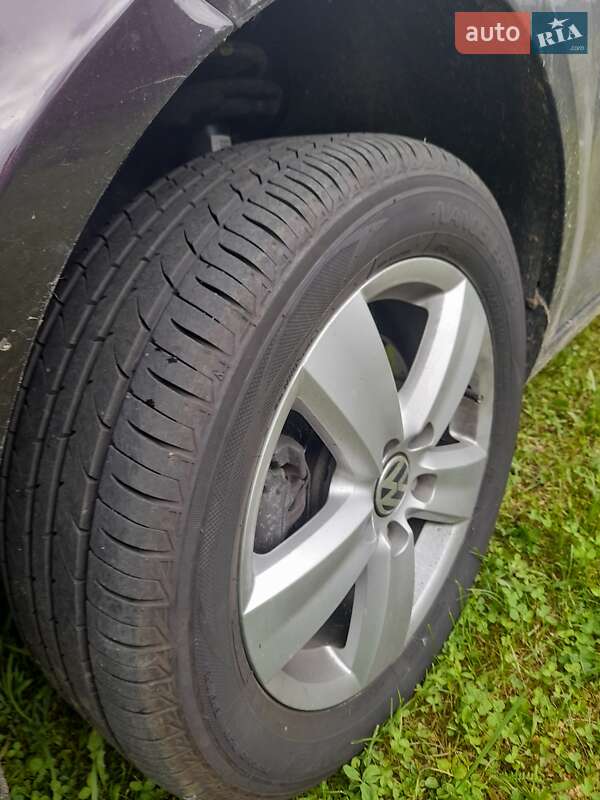 Мінівен Volkswagen Caddy 2012 в Ужгороді