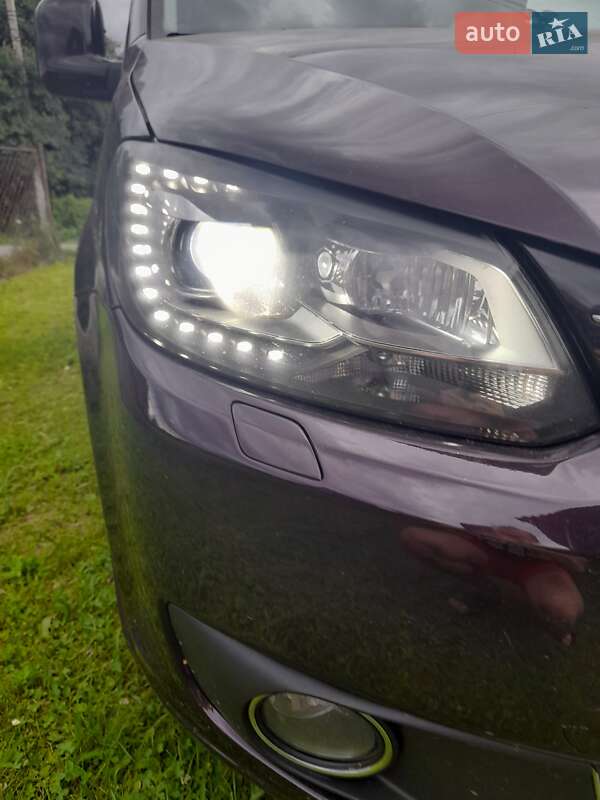 Мінівен Volkswagen Caddy 2012 в Ужгороді