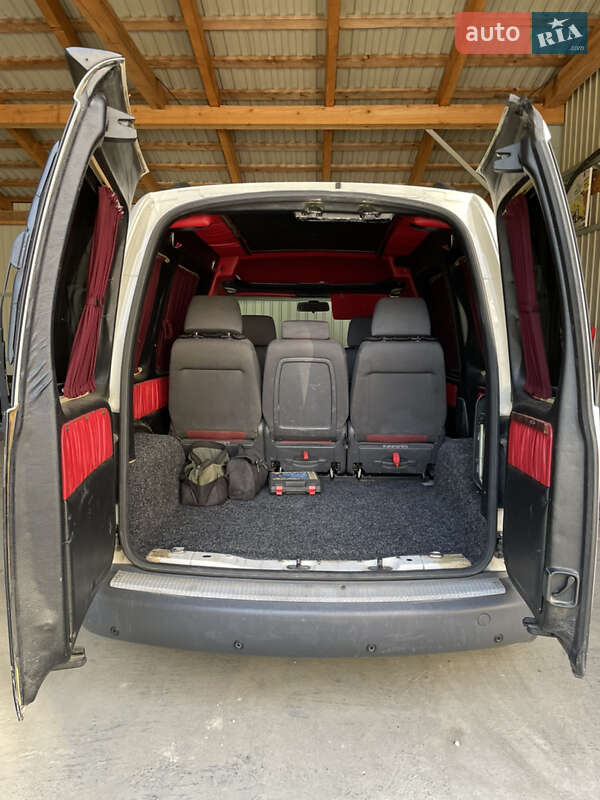 Минивэн Volkswagen Caddy 2007 в Сторожинце