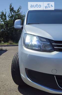 Мінівен Volkswagen Caddy 2011 в Коломиї