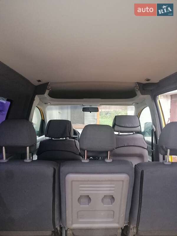 Мінівен Volkswagen Caddy 2005 в Бердичеві