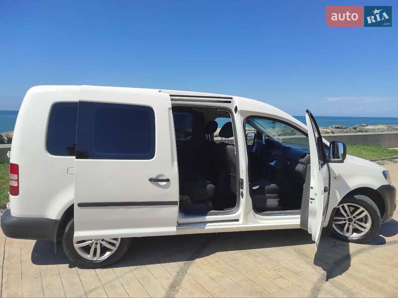 Минивэн Volkswagen Caddy 2013 в Киеве фото 16 Минивэн Volkswagen Caddy 2013 в Киеве