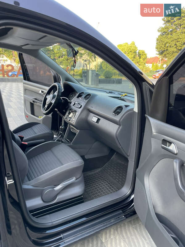 Минивэн Volkswagen Caddy 2015 в Самборе фото 39 Минивэн Volkswagen Caddy 2015 в Самборе