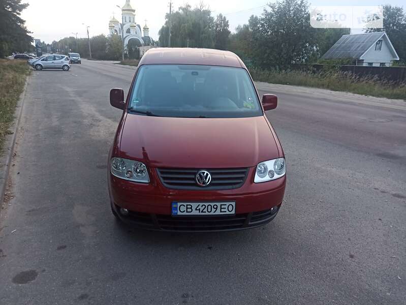 Мінівен Volkswagen Caddy 2010 в Чернігові